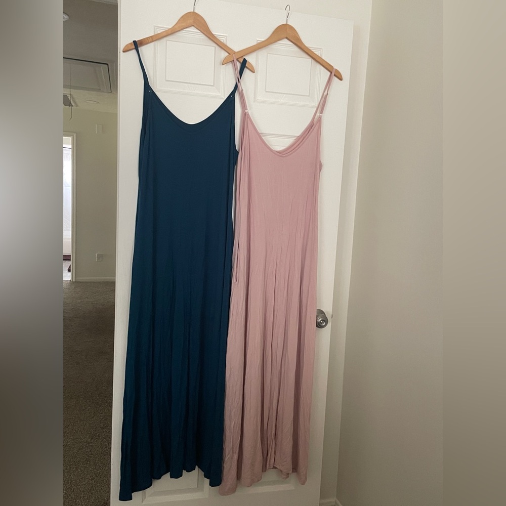 🩷 Bundle of 2 - Casual Sleeveless Sundresses 💙 - Picture 6 of 7